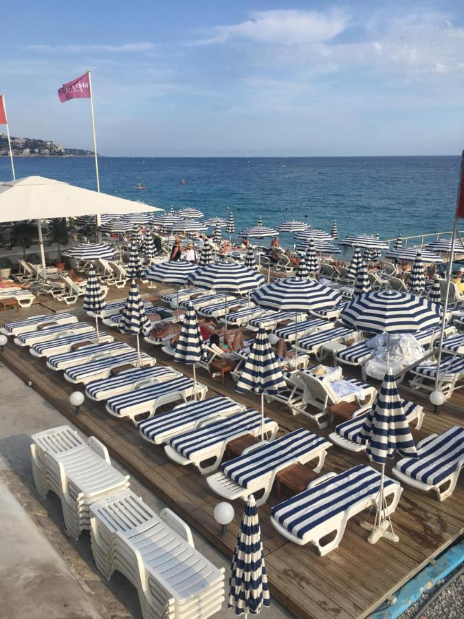 Studio Carre D'Or Situe A 50 M De La Plage Aparthotel Nisa Exterior foto